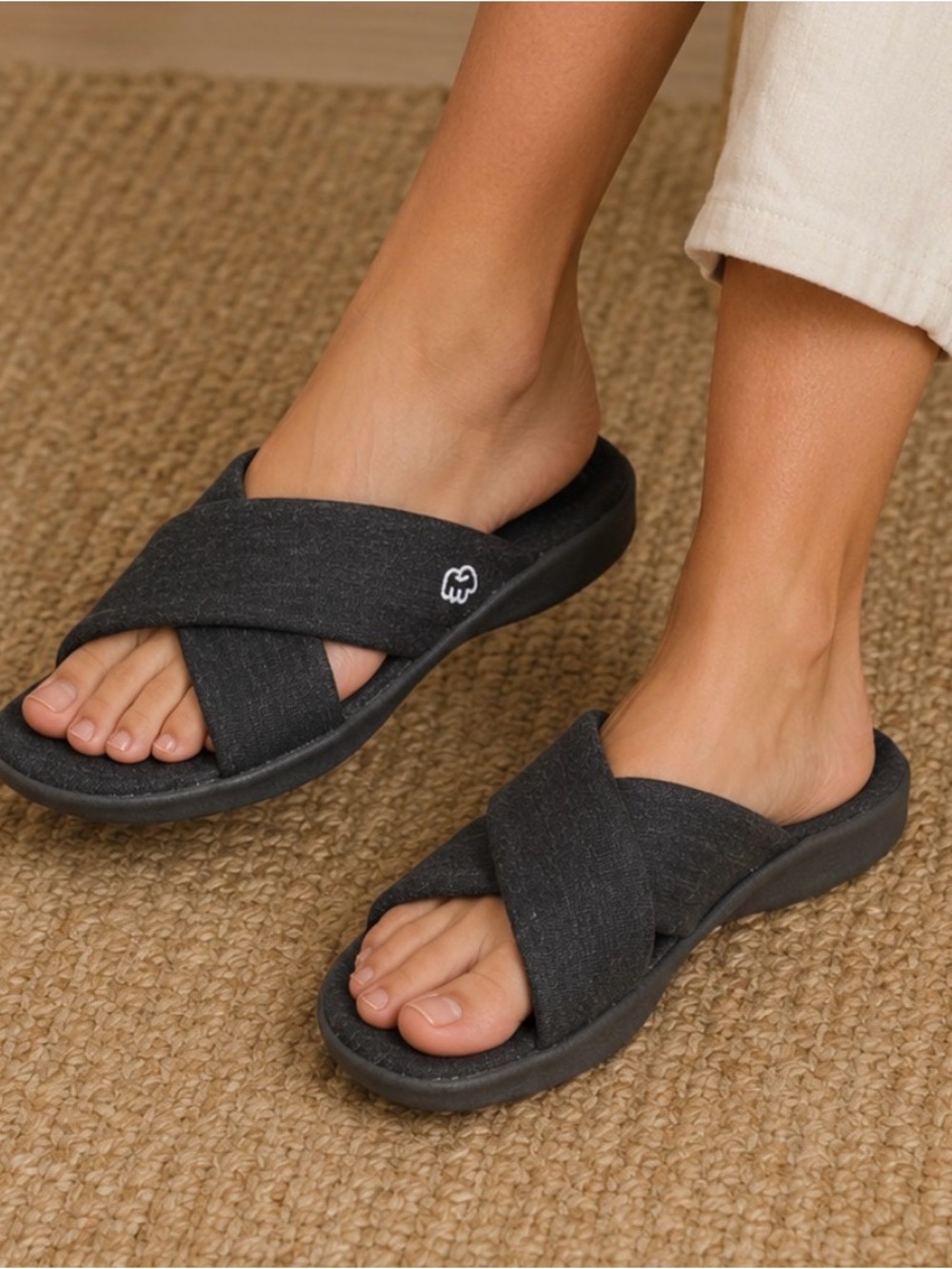 MERINOS Womens Size 9 Dark Gray Australian Merino Wool Sandals Shoes